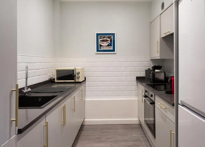 فندق The Falcon Tap Boutique يورك